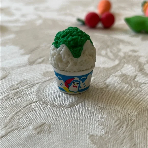 Japan Rubber Collectible Colorful Fruit and Vegetable Eraser Kids Toys Set - Picture 4 of 12